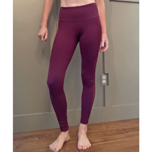 VICTORIA Sport Knockout Tight Leggings Mesh W/ Pockets Size XS - Picture 2 of 12